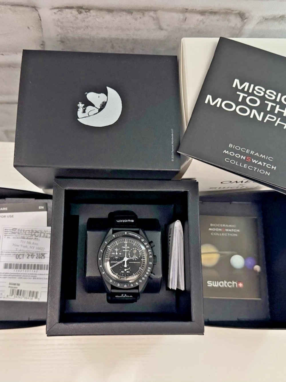OMEGA x Swatch MISSION TO THE MOONPHASE NEW MOON – Black Bioceramic Snoopy Watch